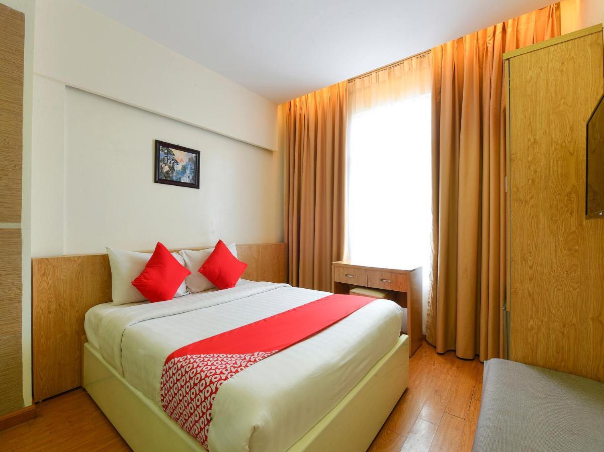 Oyo 210 Saki Hotel Ханой Экстерьер фото