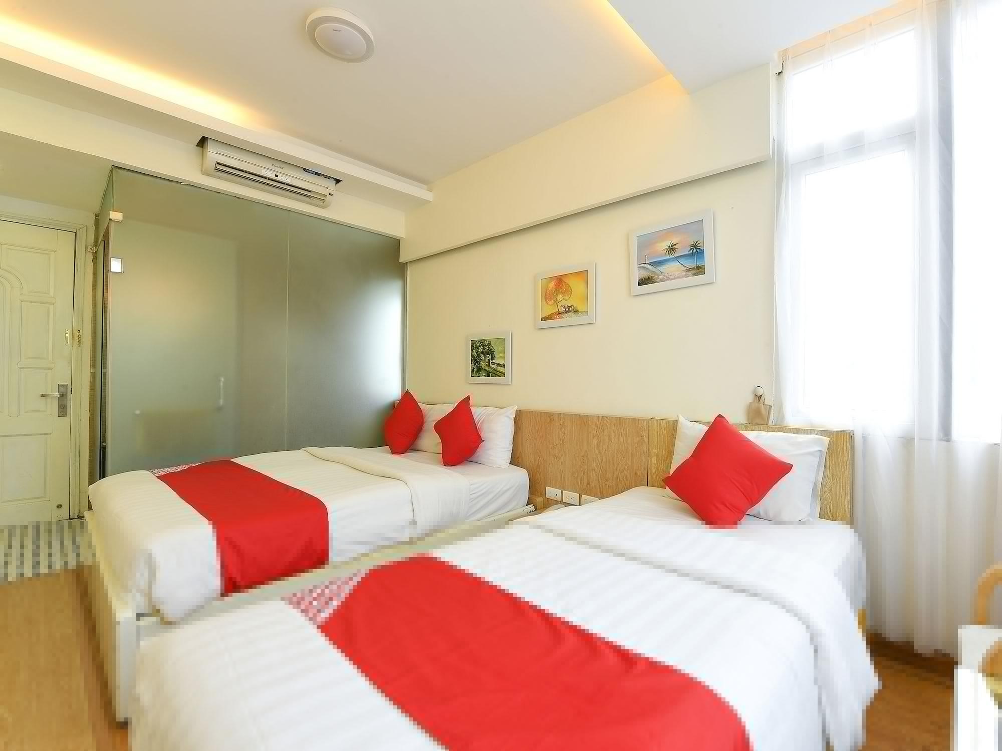 Oyo 210 Saki Hotel Ханой Экстерьер фото