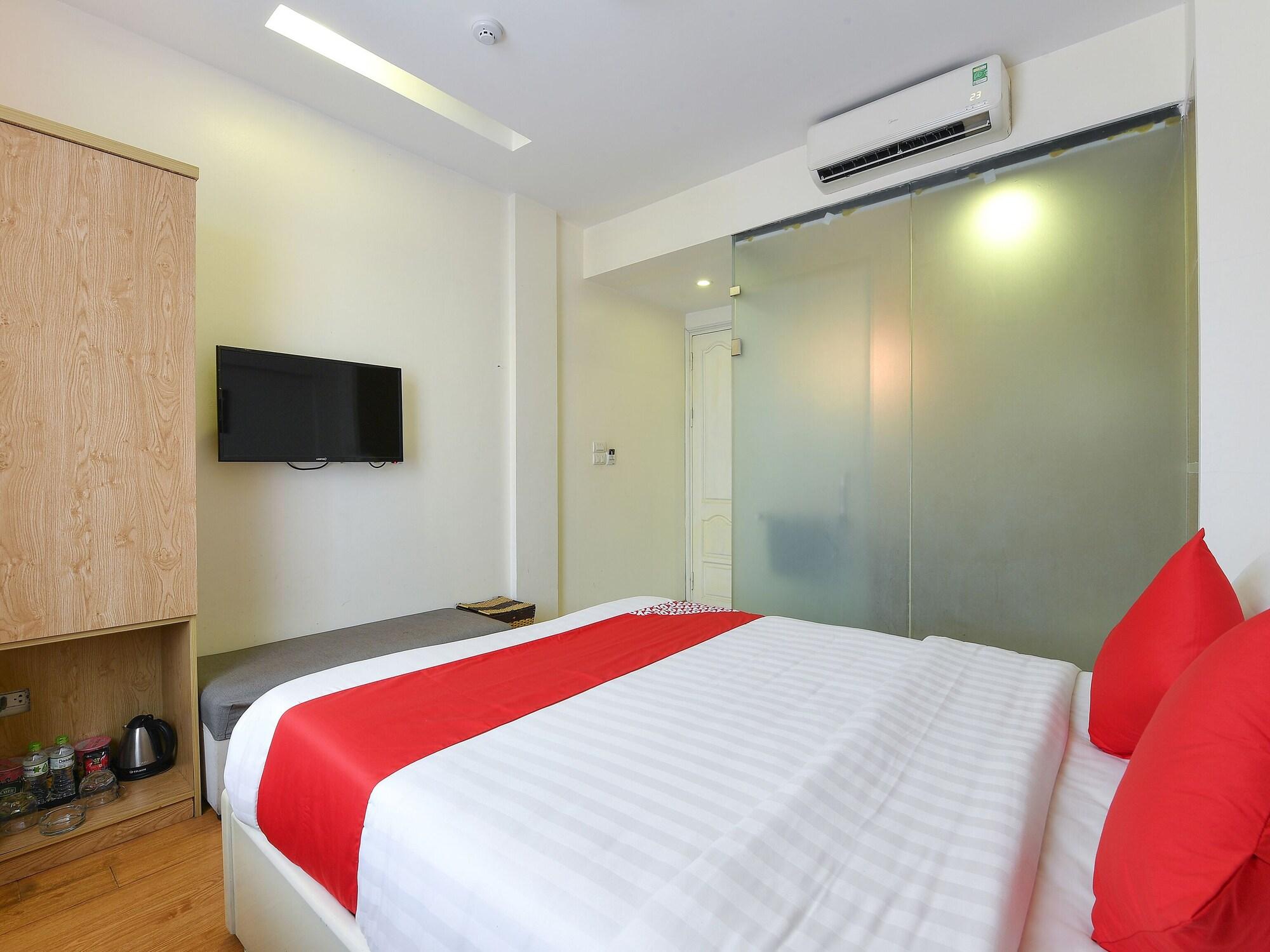 Oyo 210 Saki Hotel Ханой Экстерьер фото