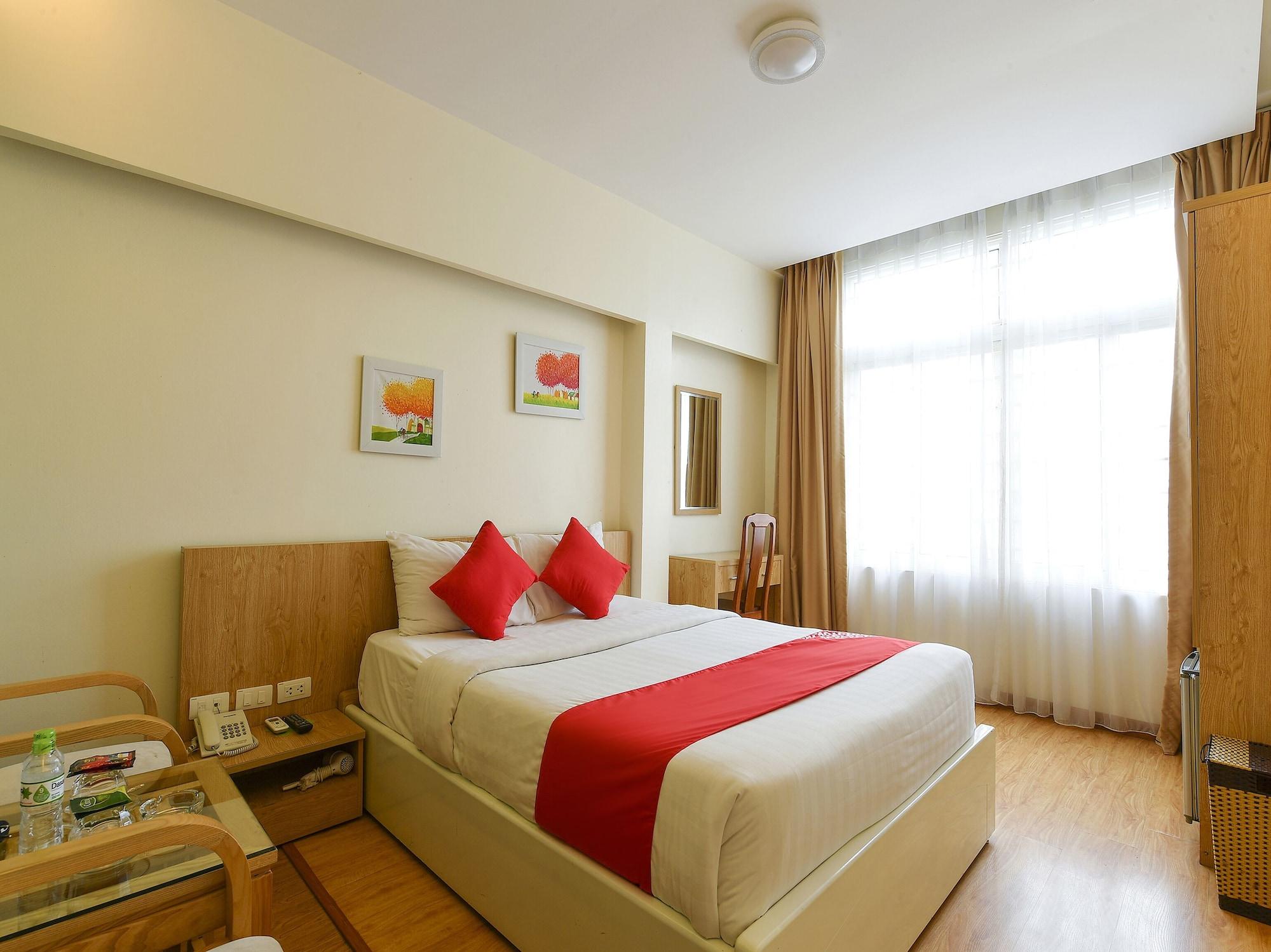 Oyo 210 Saki Hotel Ханой Экстерьер фото