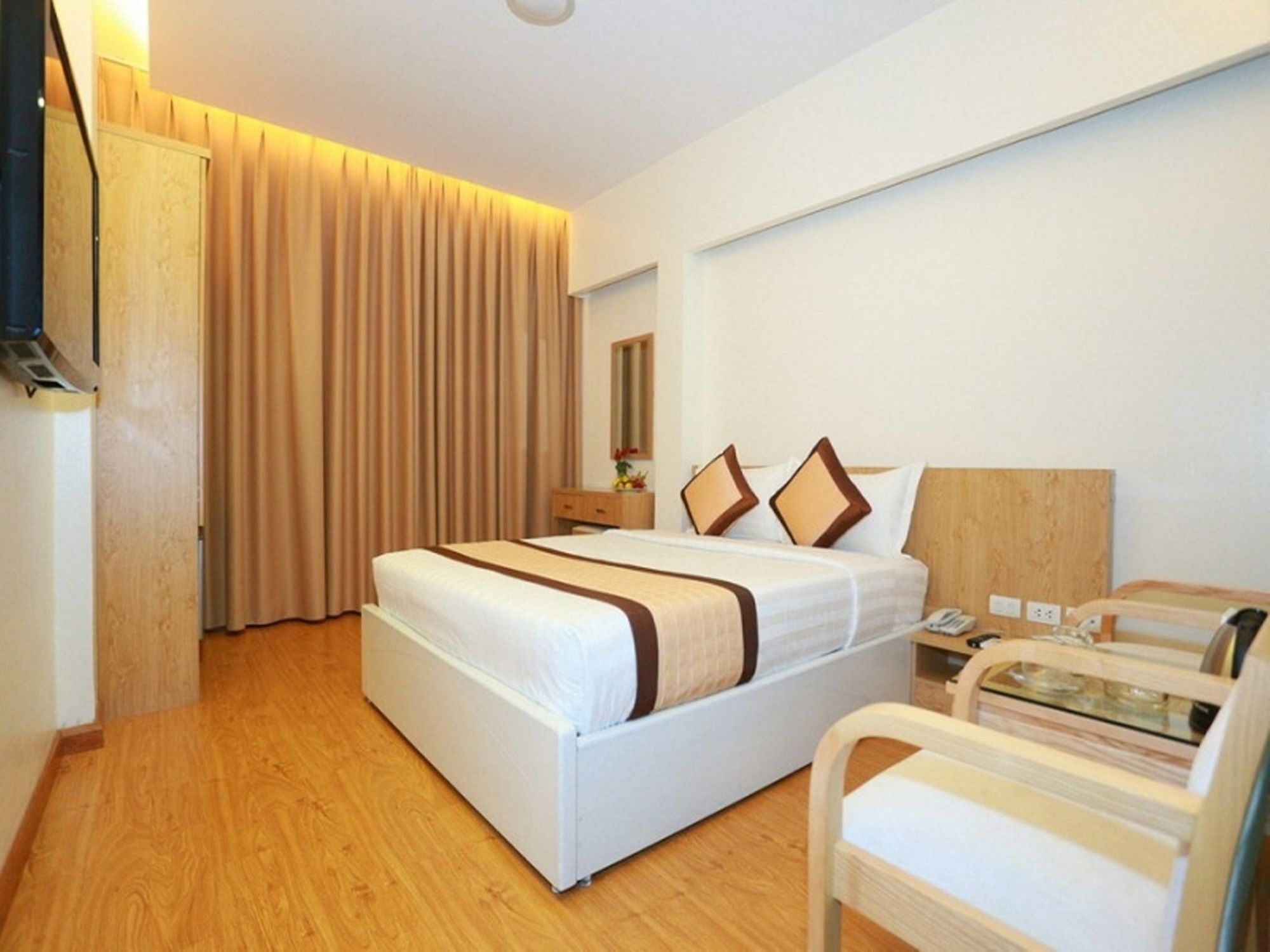 Oyo 210 Saki Hotel Ханой Экстерьер фото